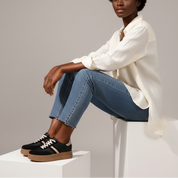 Baskets iconiques noires à semelle épaisse