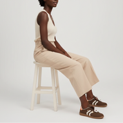 Basket femme à breloque fleur et détails blancs élégants